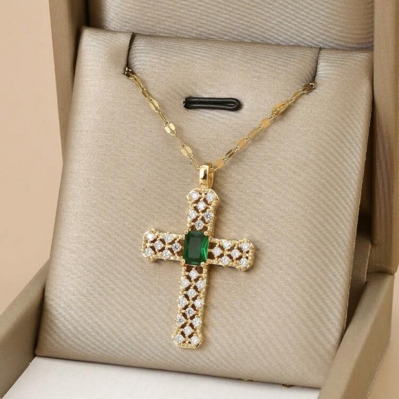 Gold Plated Stainless Steel Green Gem Cross Pendant Necklace - Picture 1 of 2